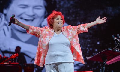 Selda Bağcan Harbiye Açıkhava’da hem senfonik hem klasik muhteşem bir konsere imza attı